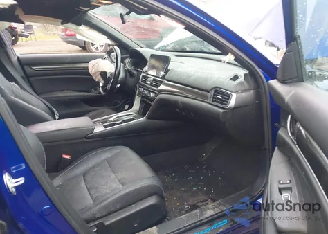 2021 Honda Accord Sport 2.0T z USA, uszkodzony, nr VIN 1HGCV2F38MA002804